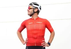 Felt Bicycles Felt Short-Sleeve Club Jersey Red | Men's -Felt Bicycles Shop eIMG 0947 2000x1400 0f0bf807 0d24 4ef7 9921 a3bdc61bbff6